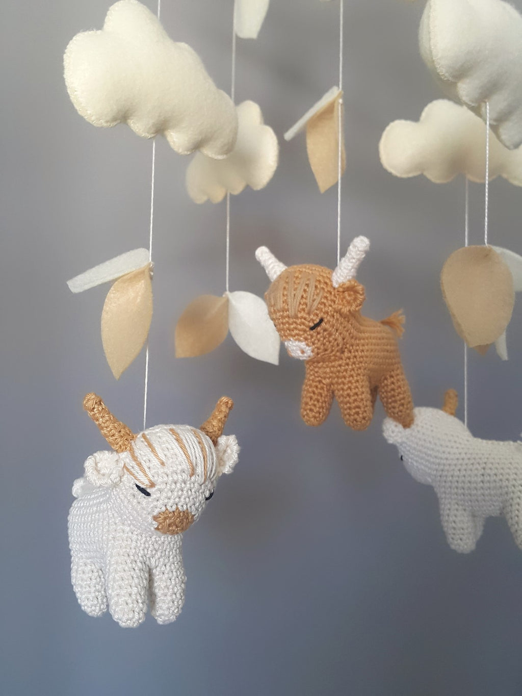 Highland Cow Baby Crib Mobile