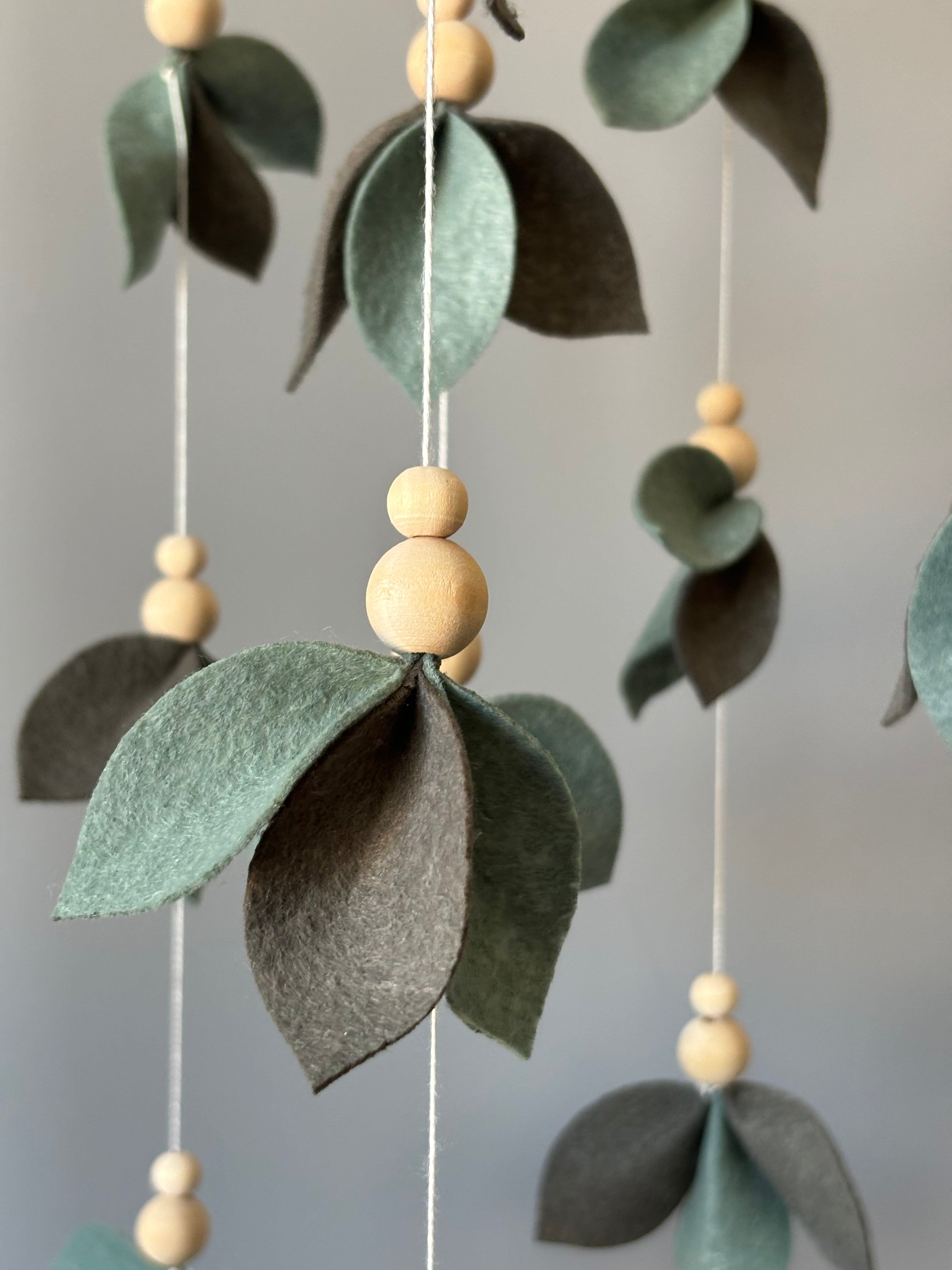 Leaf Crib Mobile
