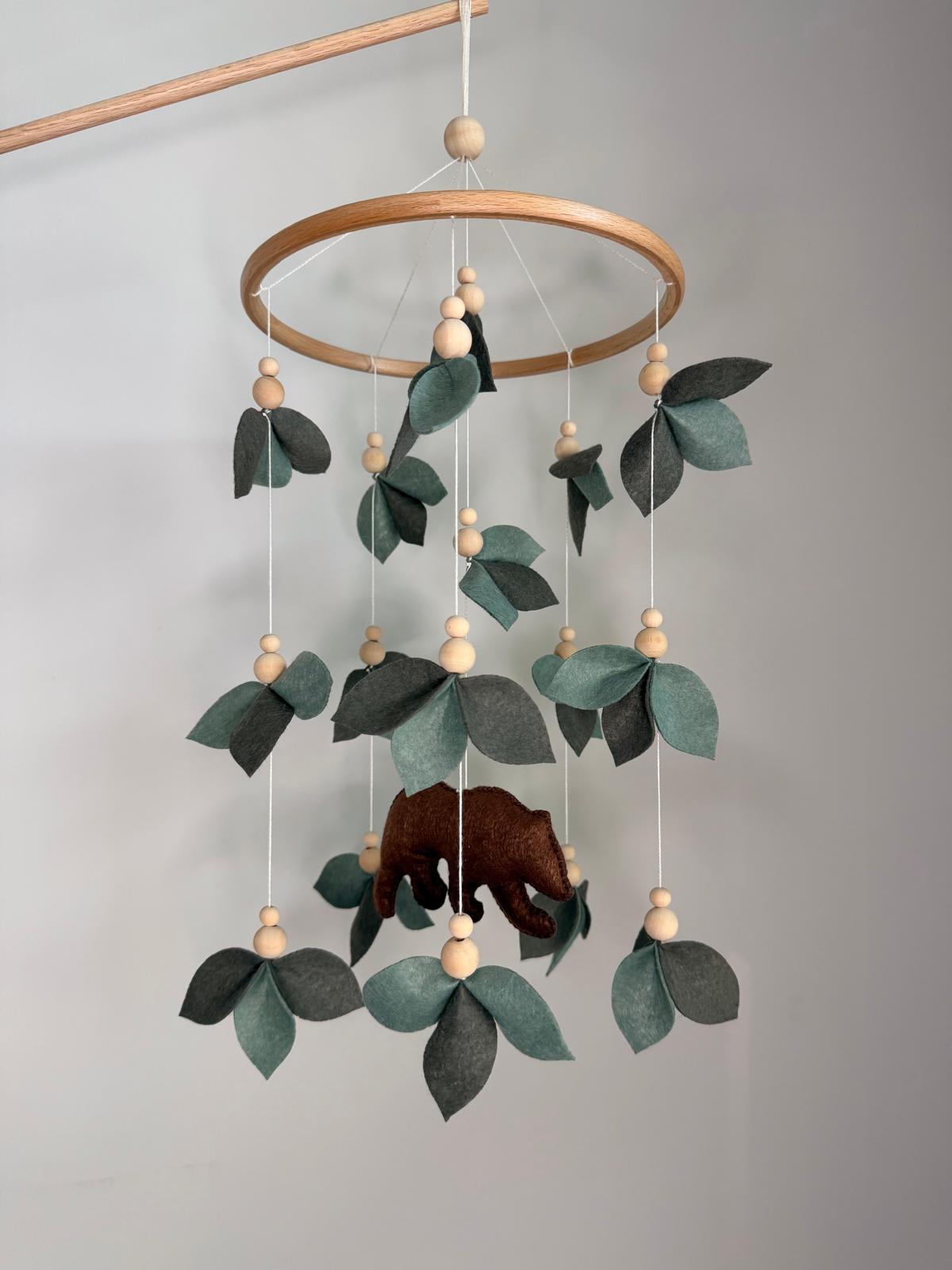 Bear Baby Crib Mobile Leaf Felt Mobile