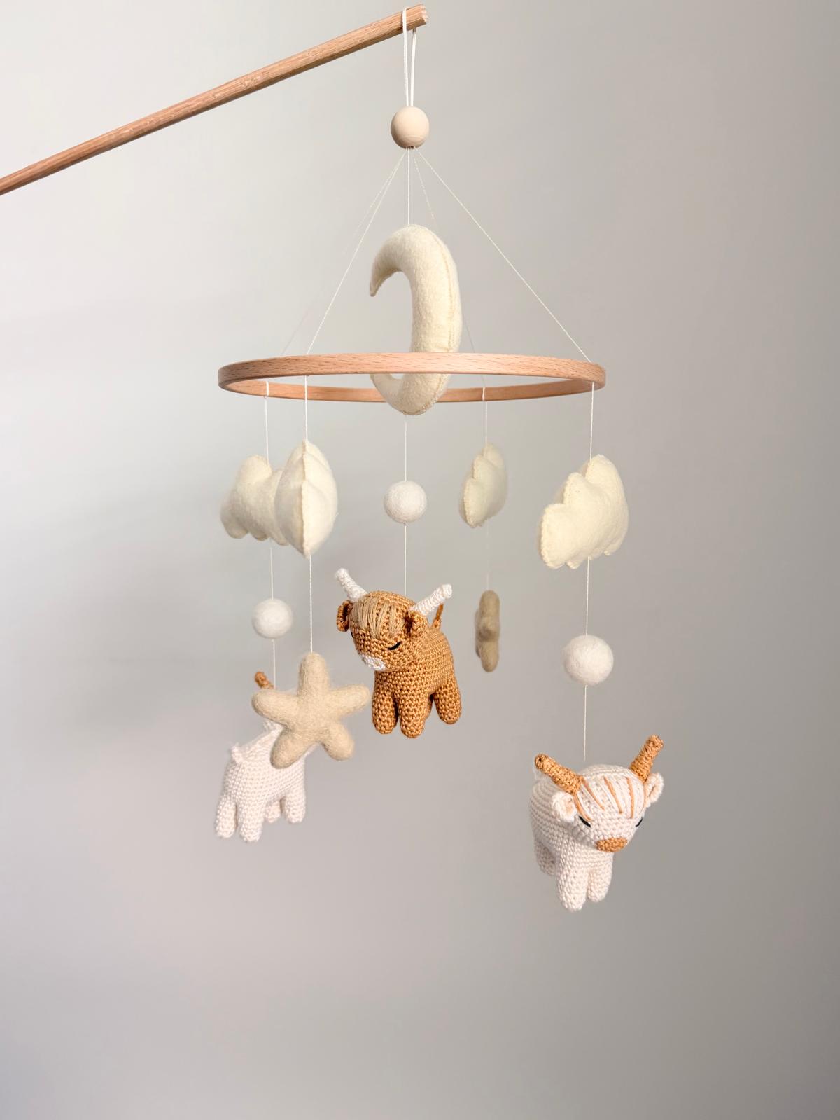 Highland Cow Baby Crib Mobile