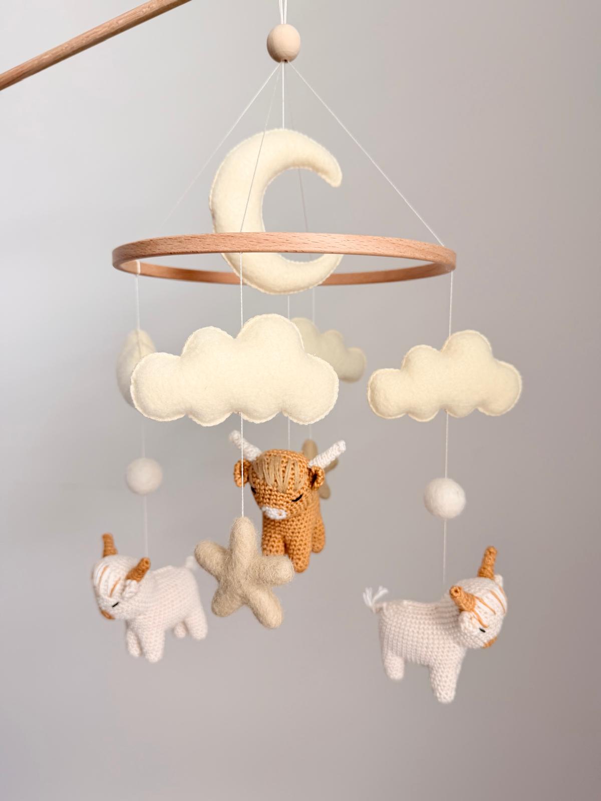 Highland Cow Baby Crib Mobile