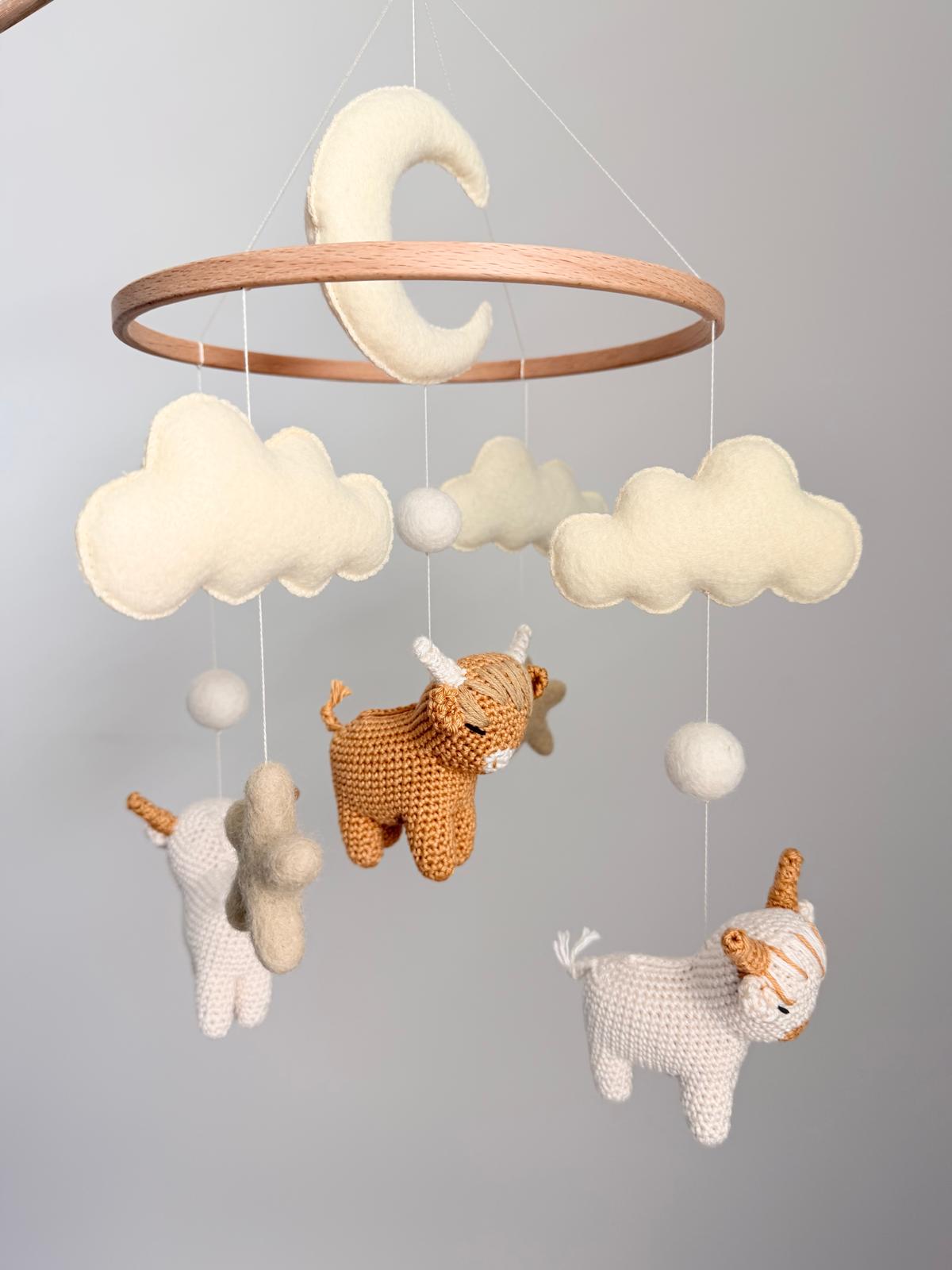 Highland Cow Baby Crib Mobile