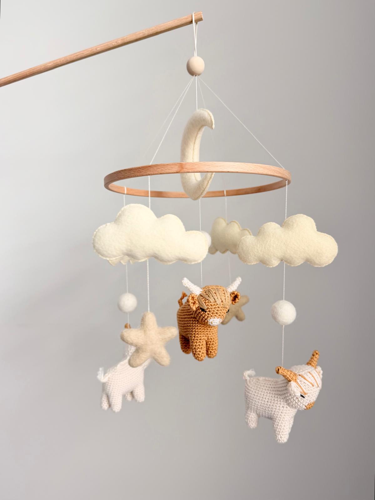 Highland Cow Baby Crib Mobile